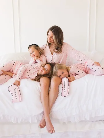saragailvickers Instagram post about Mother’s Day matching clothing collection