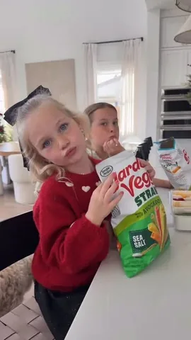 saragailvickers Instagram post about Garden Veggie Snacks product promotion