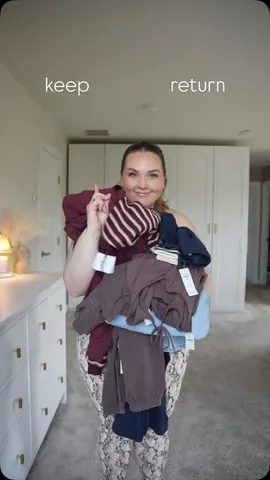 sarahhhrae Instagram post about Date night fashion