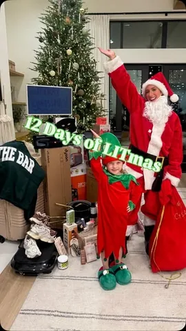 sarah_lit Instagram post about Multi day holiday giveaway