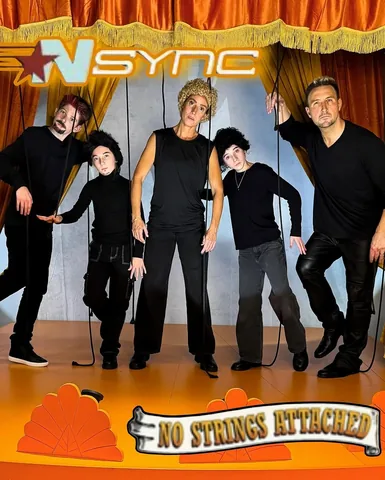 sarah_lit Instagram post about Family Halloween celebration