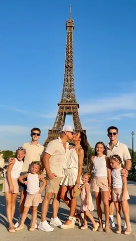 sarah_lit Instagram post about Family travel in Paris