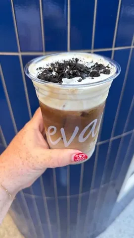 sassyconfetti Instagram post about Limited time bakery offering