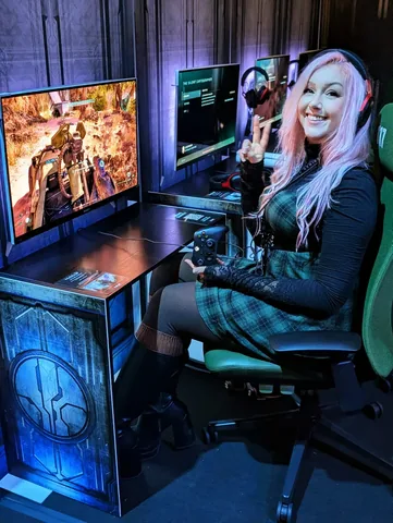 savagegiggles Instagram post about Halo: Campaign Evolved experience
