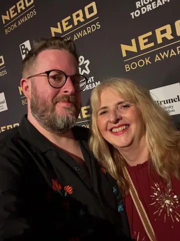savidgereads Instagram post about March memories