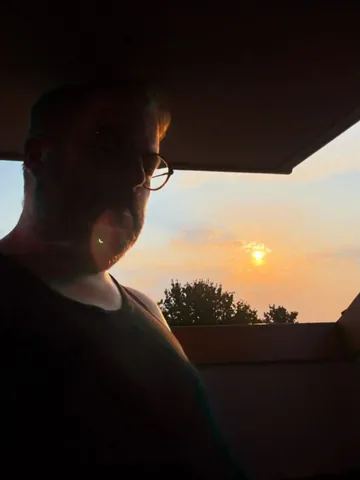savidgereads Instagram post about Solar eclipse