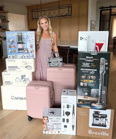 sav.labrant Instagram post about Giveaway