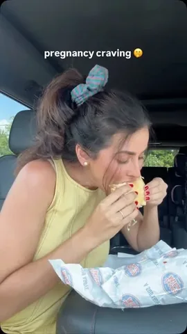 sazan Instagram post about Pregnancy craving food review