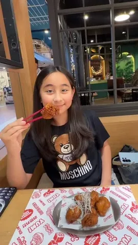 scarletsnowbelo Instagram post about Korean food in Thailand