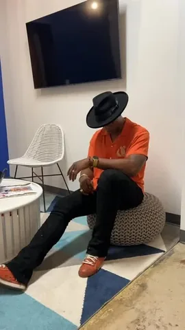 senorguapo713 Instagram post about Daily outfit styling