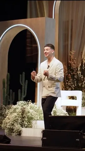 shane_feldman Instagram post about AI and leadership