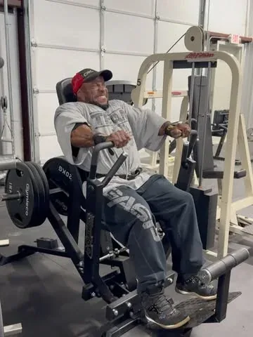 shaunclarida Instagram post about Push day training