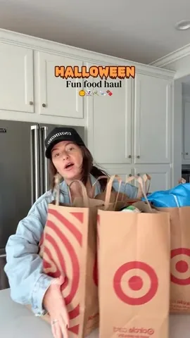 shellykowatch Instagram post about Halloween planning