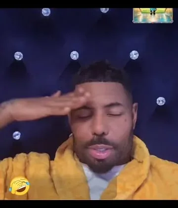 shodsantiago Instagram post about Live stream promotion