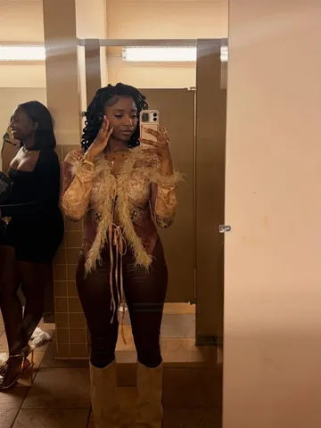 _silvermonique Instagram post about Unspecified album content