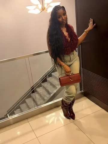 _silvermonique Instagram post about Concert photo dump