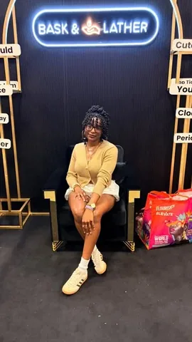 _silvermonique Instagram post about Natural hair show unboxing