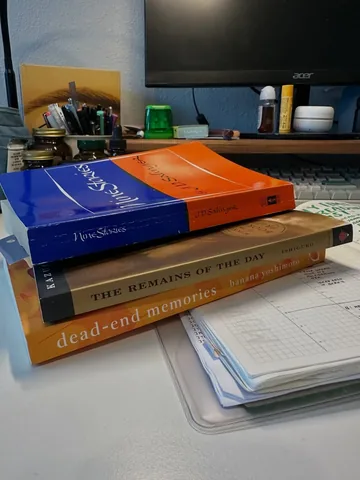 simoneandherbooks Instagram post about Current reading list