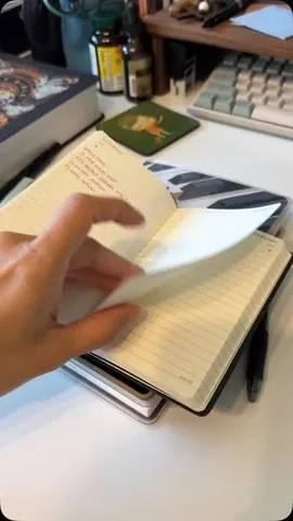 simoneandherbooks Instagram post about Planner setup