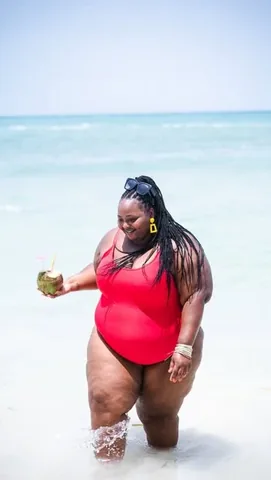 simplycurvee Instagram post about Family and cultural humor