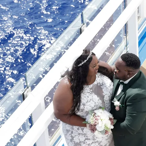 simplycurvee Instagram post about Romantic relationship