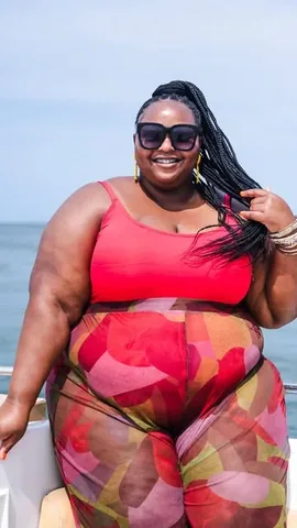 Ashley | Plus Size Travel & Lifestyle Creator | Virginia Instagram post thumbnail