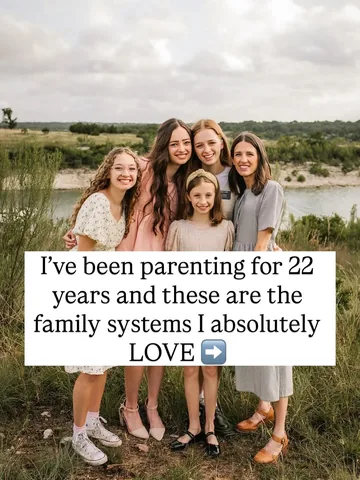 simplyonpurpose Instagram post about Family organization