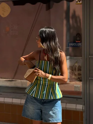 sincerelyjules Instagram post about Provence travel