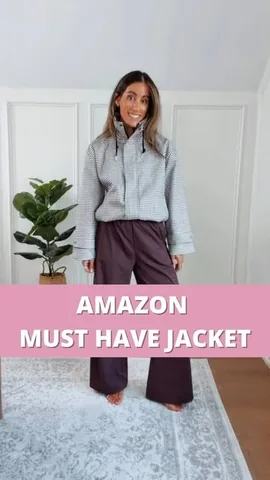 sistersguidetostyle Instagram post about Fall jackets