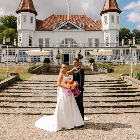siwzen Instagram post about Bryllup