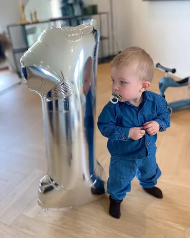 siwzen Instagram post about Fødselsdag
