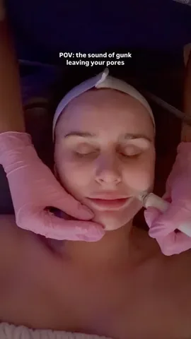 skin.and.scrubs Instagram post about Hydrafacial treatment