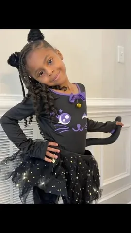 skylersaige Instagram post about Children's Halloween costume