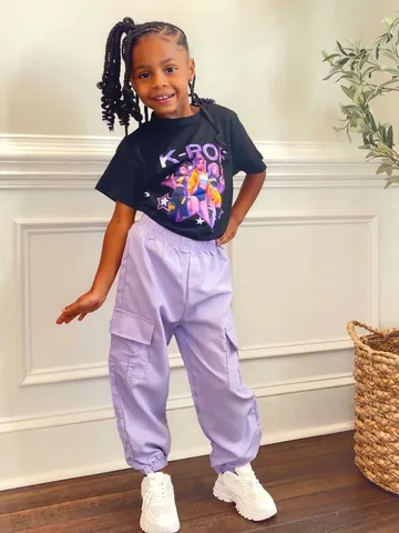 skylersaige Instagram post about Children's seasonal fashion