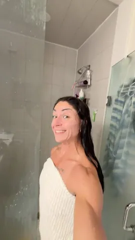 slaysfit Instagram post about Travel preparation