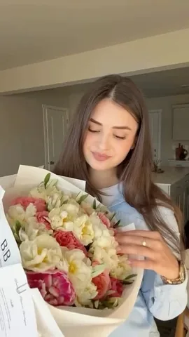 sofi_pototskaya Instagram post about Flowers