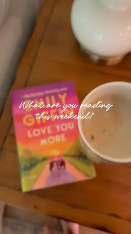 somekindofalibrary Instagram post about Reading routine