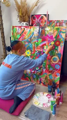 sophiehannah Instagram post about Abstract art