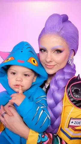 sophiehannah Instagram post about Family Halloween costume