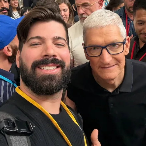 soymaulozano Instagram post about Evento de Apple