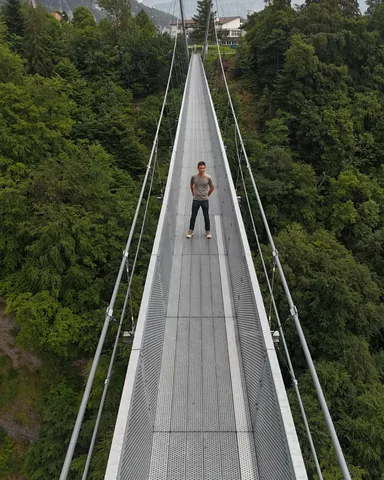 ssjourneystyle Instagram post about Sigriswil viewpoint