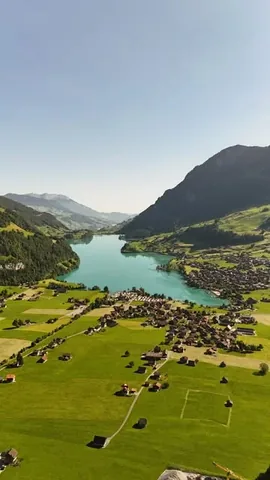 ssjourneystyle Instagram post about Swiss lakes