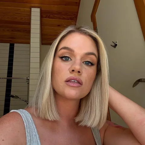 ssssamanthaa Instagram post about Personal anecdote