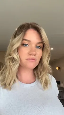 ssssamanthaa Instagram post about Hair salon recommendation