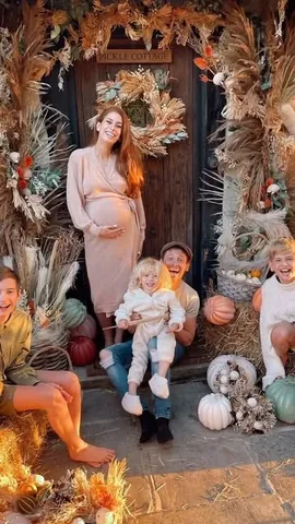 staceysolomon Instagram post about Home farewell