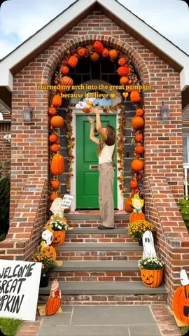 steffy Instagram post about Halloween decor
