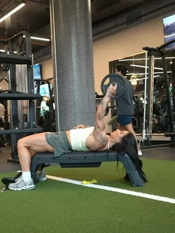 steficohen Instagram post about Structured strength training program