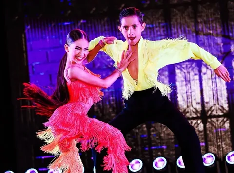 stellamaliab Instagram post about Dance performance transition