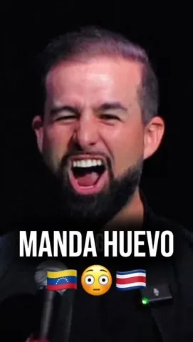 stephandyer Instagram post about Funciones de comedia