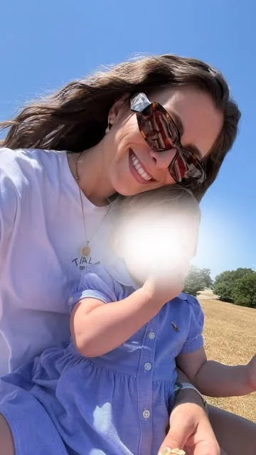 stephelswood Instagram post about Family support and parenthood